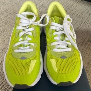 Sorel kinetic sneakers